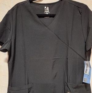 NWT Dagacci Stretch Scrub Top!